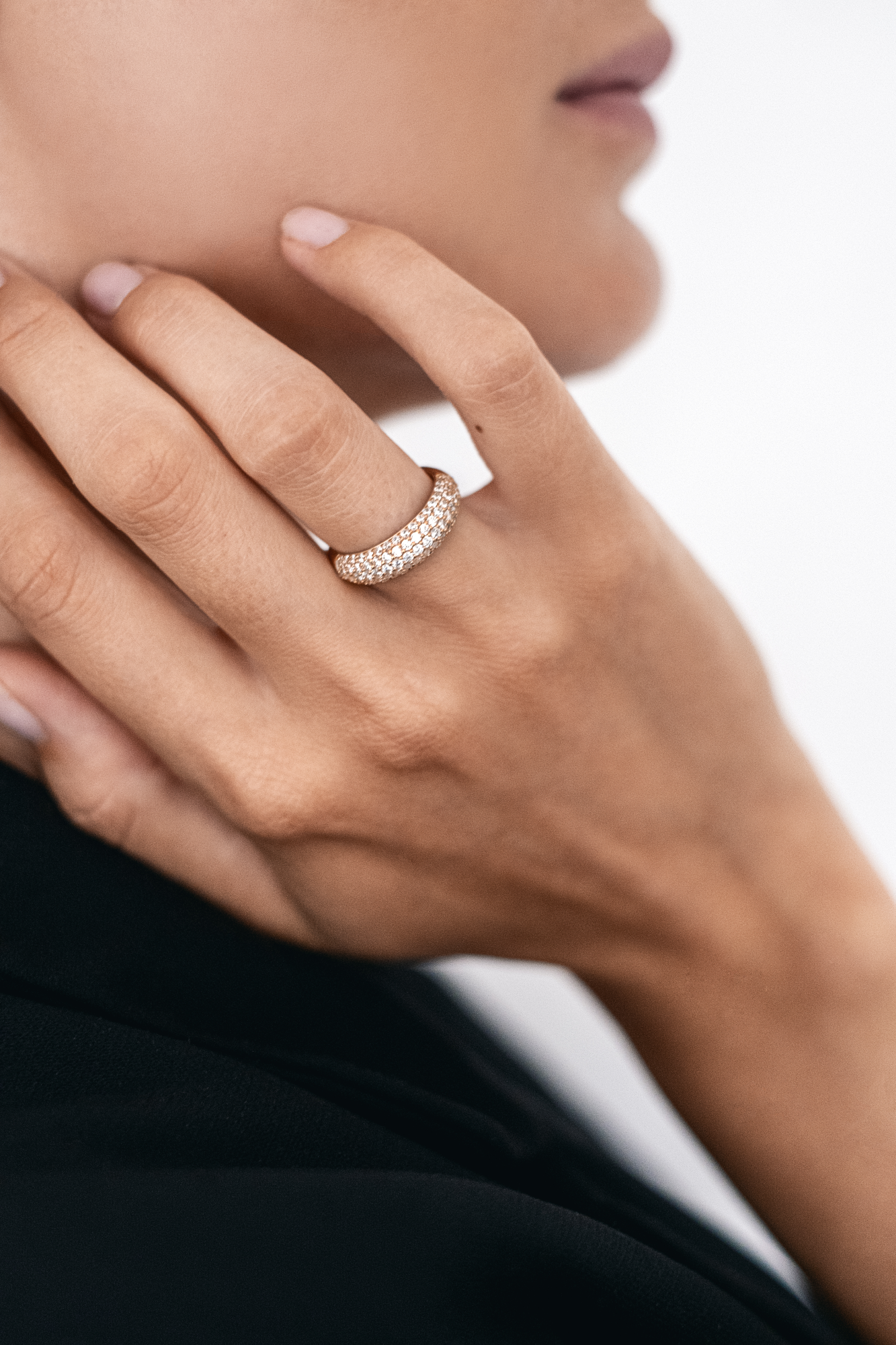 Claire Sapphire Gold Ring