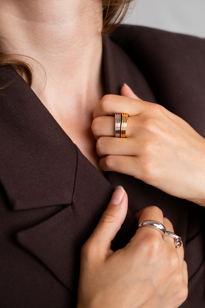 Zobel Silver Ring