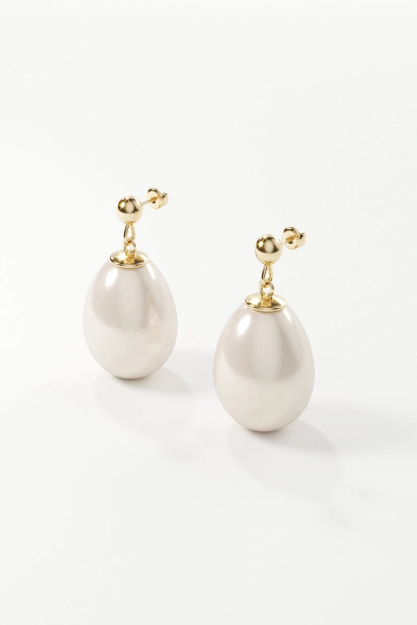 Vera Pearl Earrings