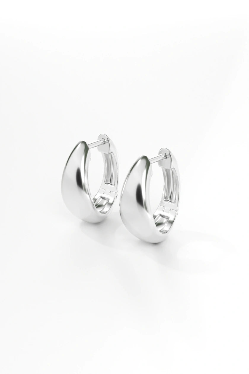 Noelle Bold Silver Earrings – by CHORÉL