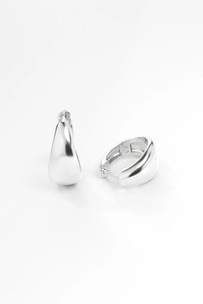 Noelle Bold Silver Earrings – by CHORÉL