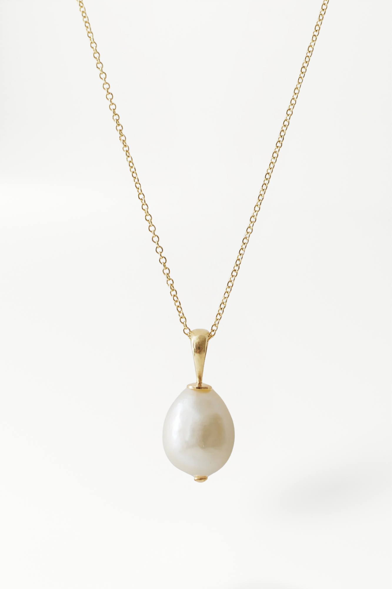 Grace Pearl Necklace – by CHORÉL