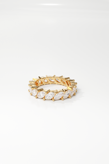 Magnolia Sapphire Ring